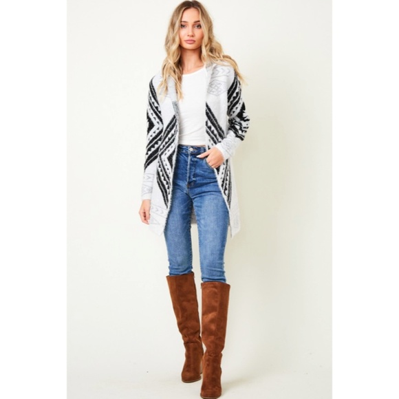 Fuzzy Soft Knit Hooded Long Sleeve Aztec Tribal Native Western Cardigan Sweater - Picture 10 of 10
